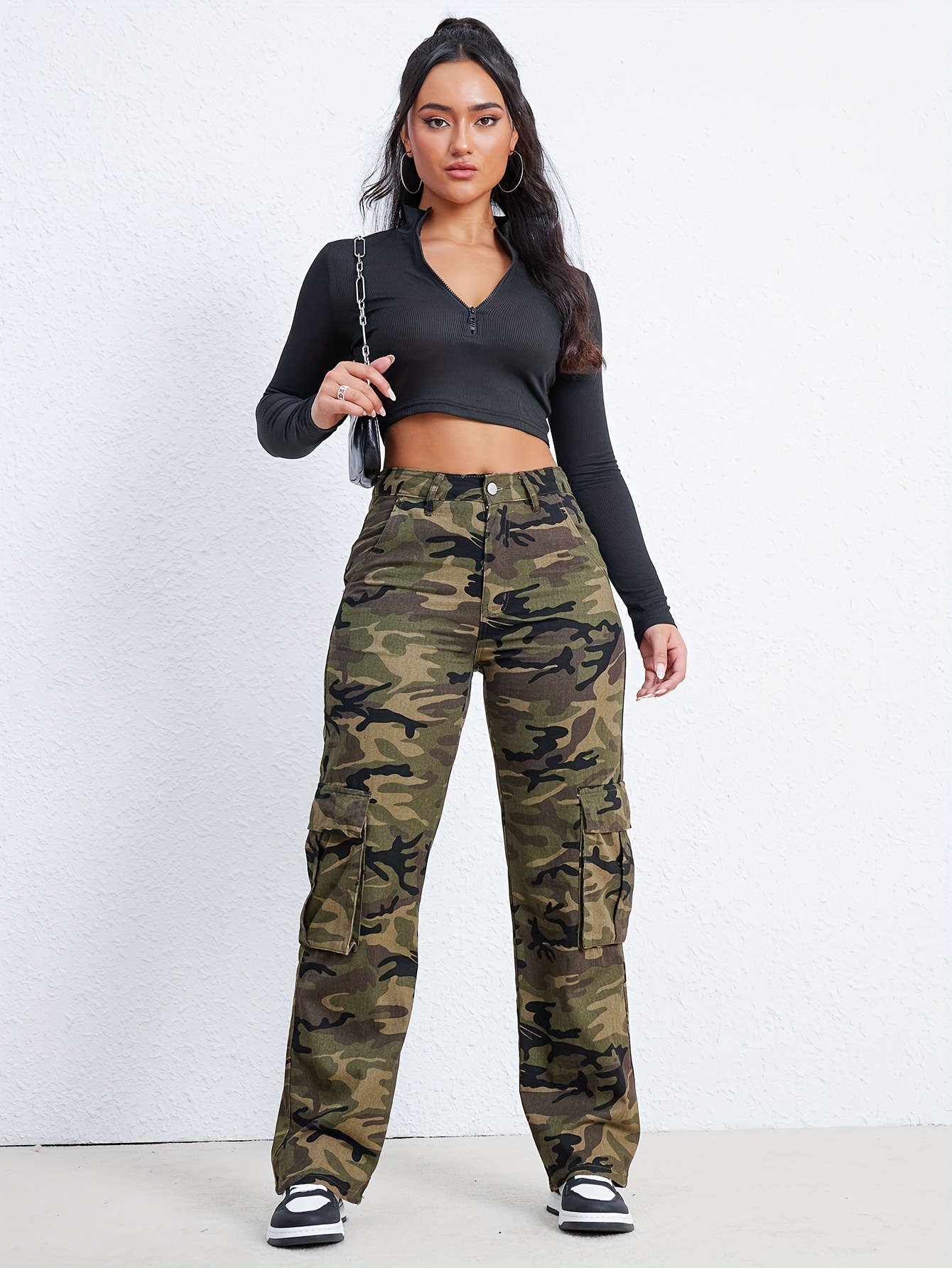 camo flap pockets cargo pants loose fit high waist straight jeans womens denim jeans clothing details 1